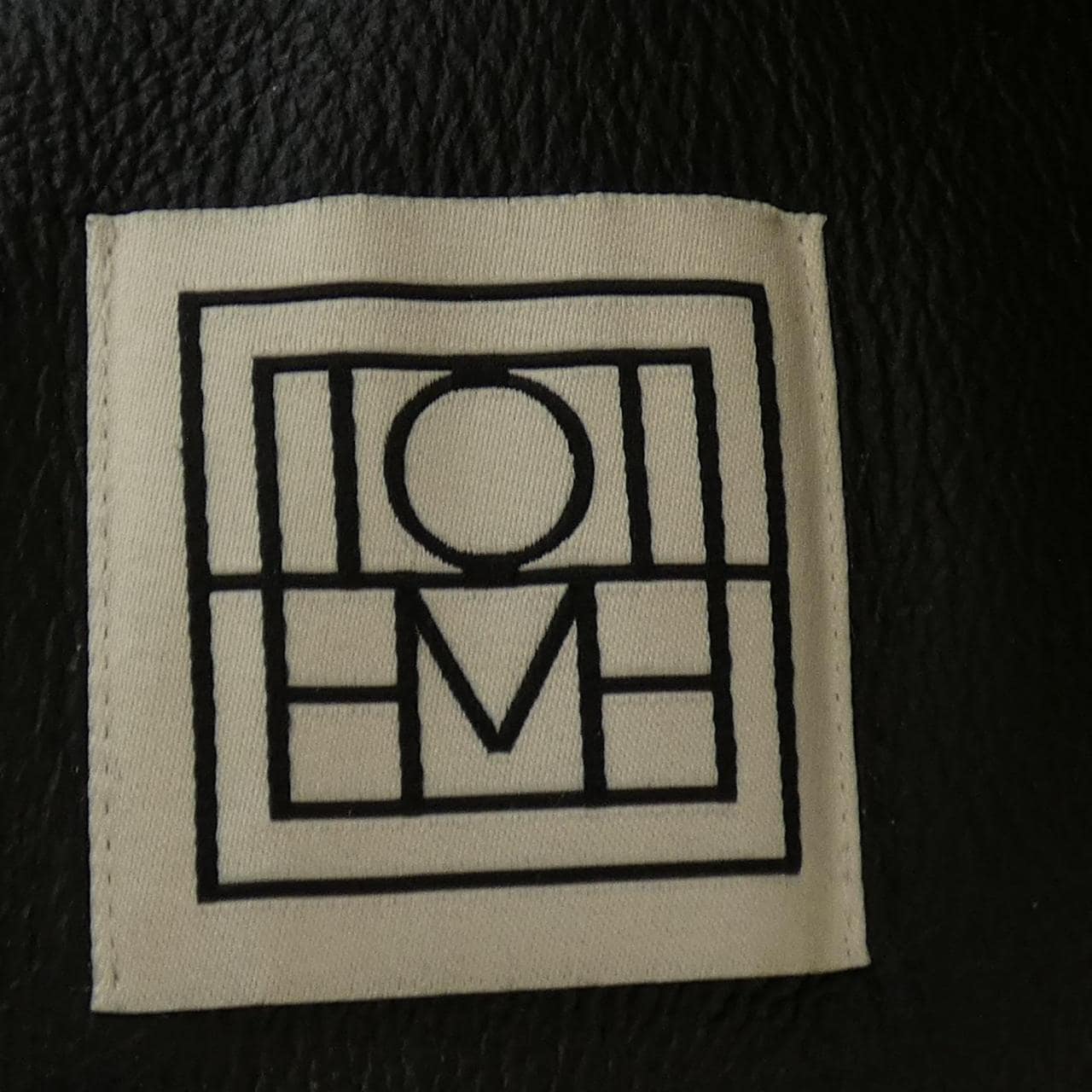 トーテム Toteme ムートンコート