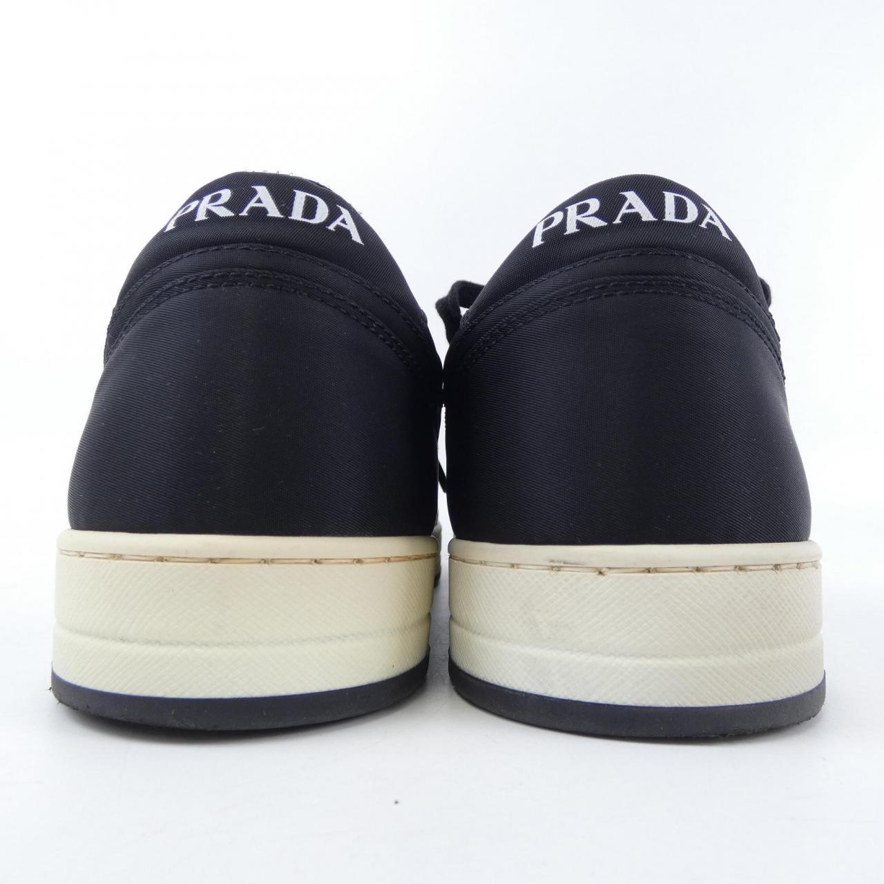 プラダ PRADA スニーカー