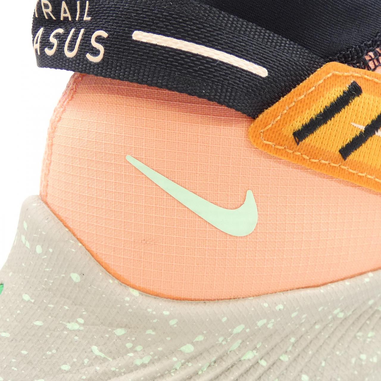 ナイキ NIKE スニーカー