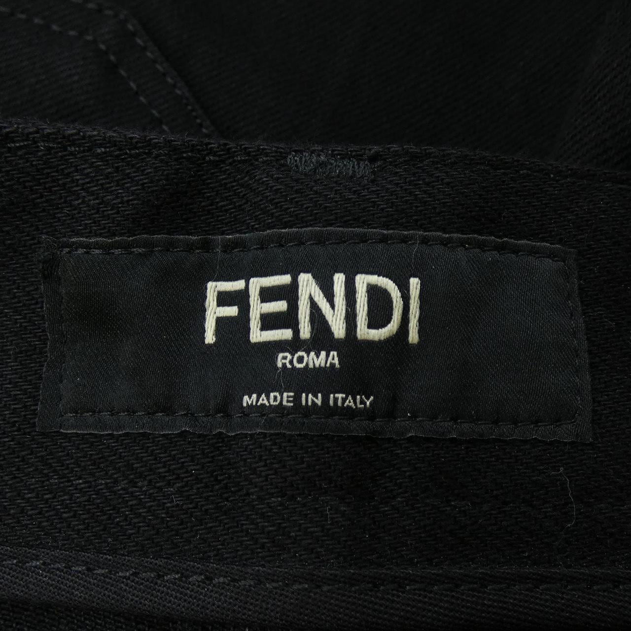 フェンディ FENDI FLP201 AF8Q ジーンズ