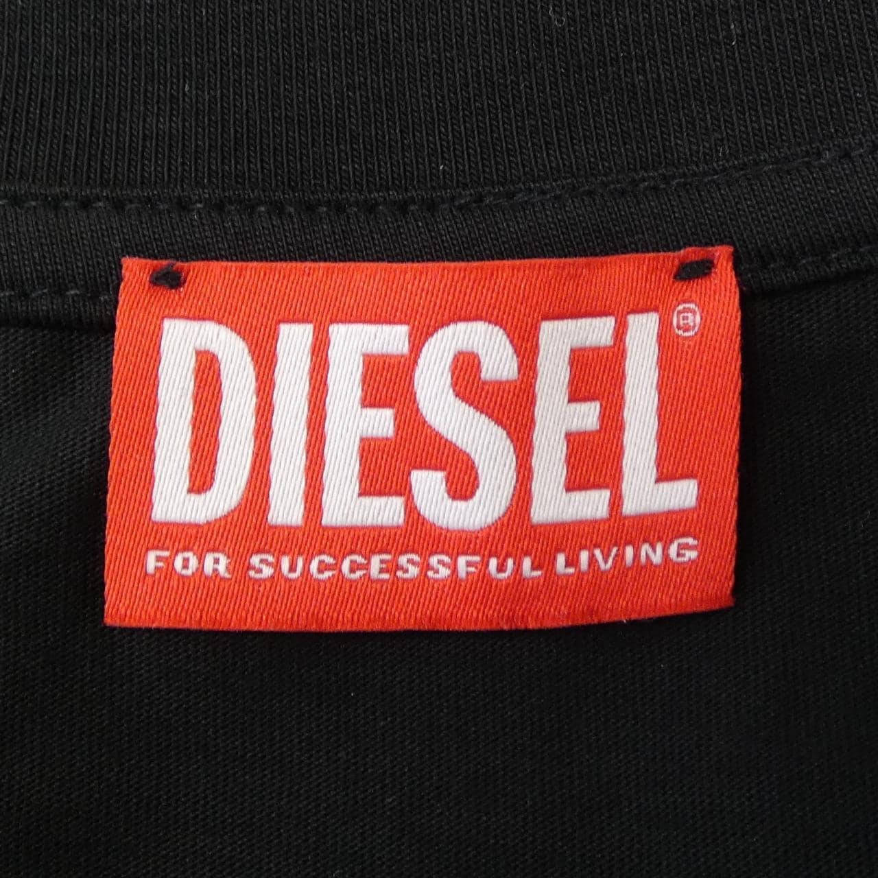 ディーゼル DIESEL Tシャツ