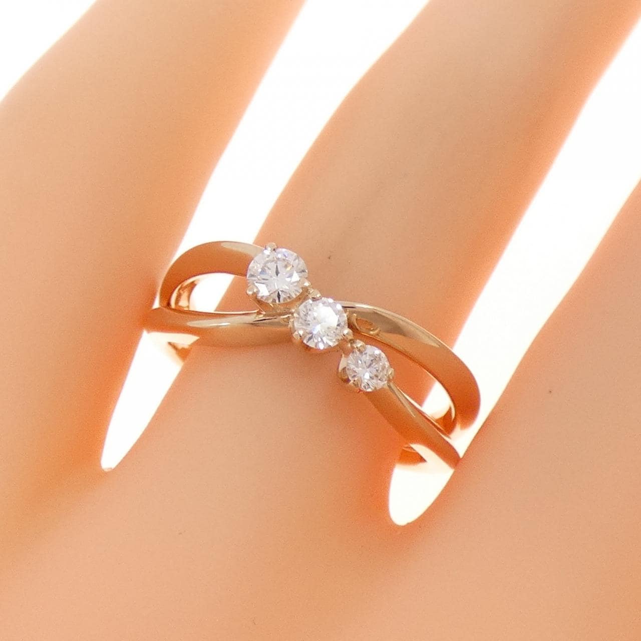 K18PG スリーストーン ダイヤモンド リング 0.25CT