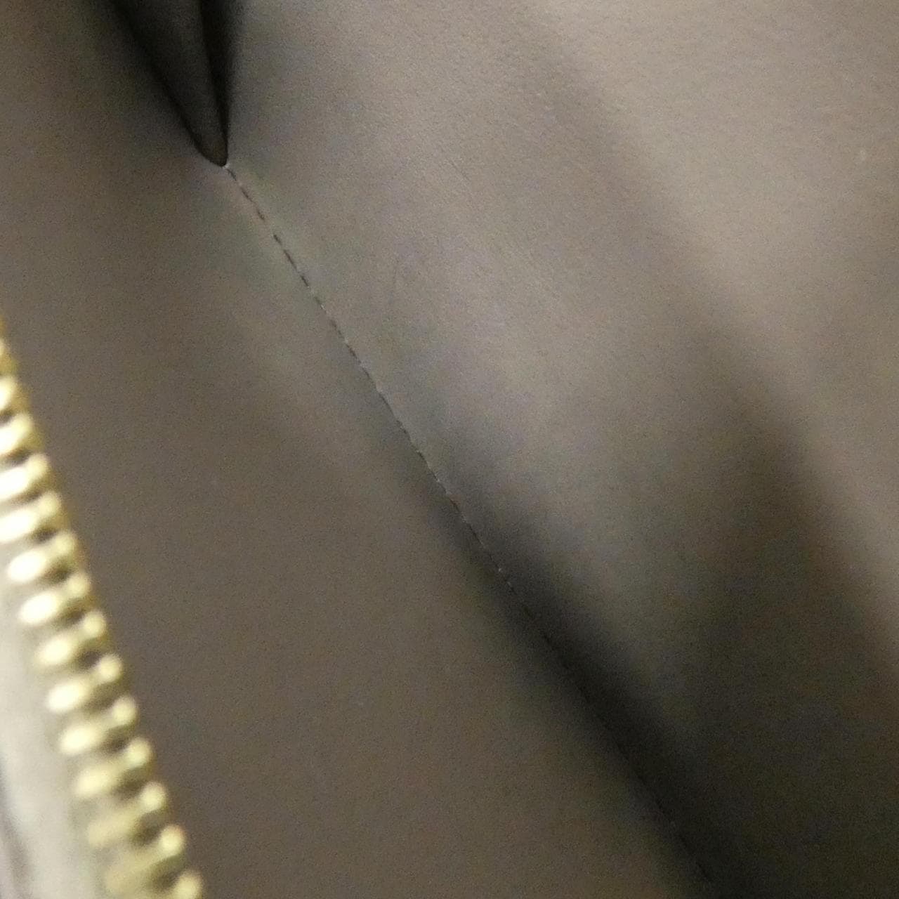 セリーヌ 10E313DPV 財布