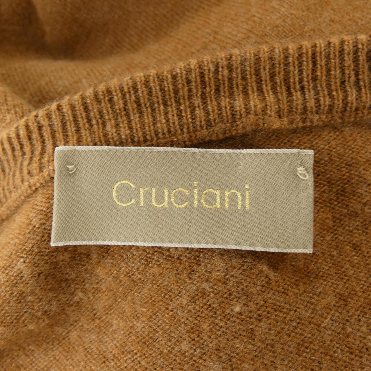 クルチアーニ Cruciani ニット