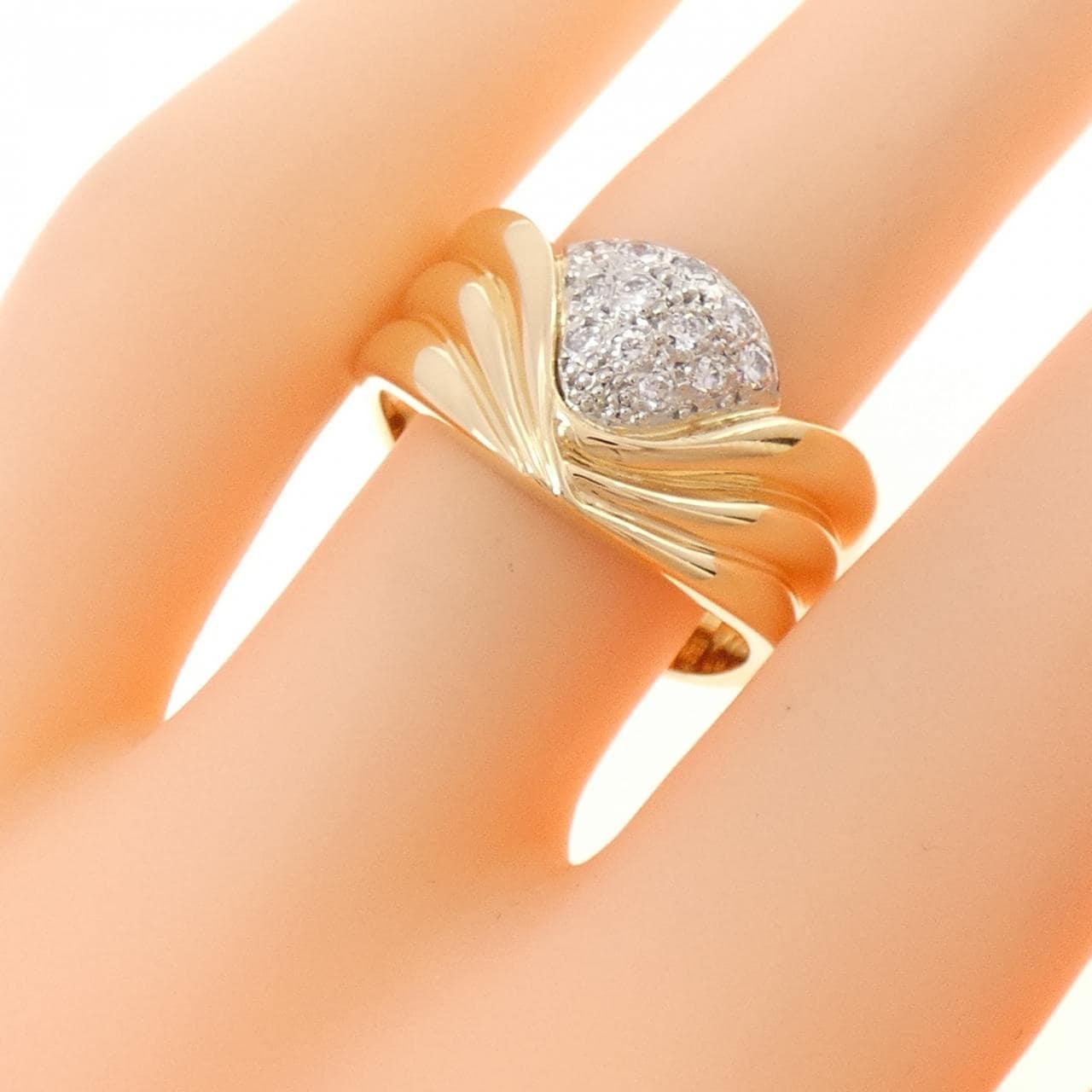 ジュネ ダイヤモンド リング 0.21CT