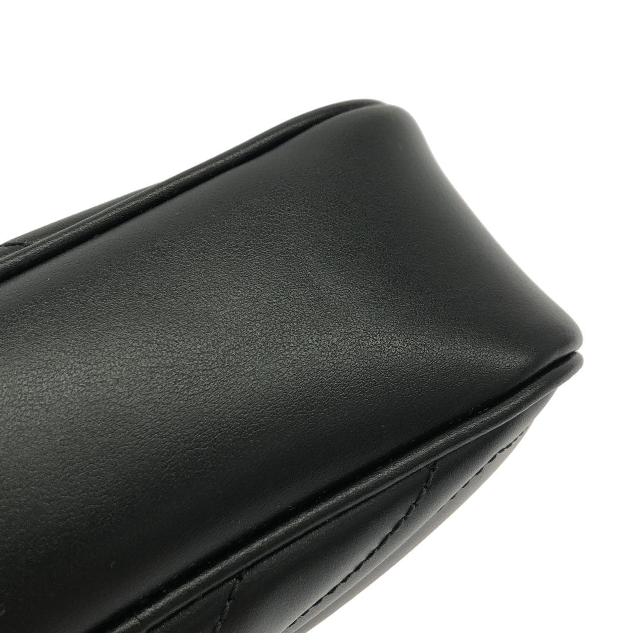 グッチ GG MARMONT 448065 DTD1T ショルダーバッグ