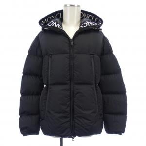 モンクレール MONCLER ダウンジャケット