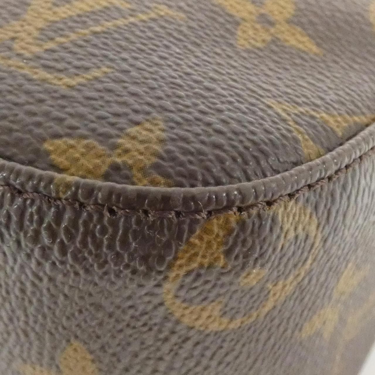 LOUIS VUITTON Monogram Looping MM M51146 Shoulder Bag