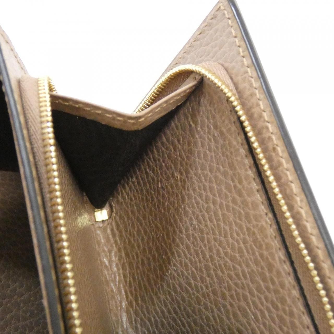 グッチ GG MARMONT 598587 17WAG 財布