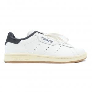 アディダス ADIDAS ID1353 スニーカー