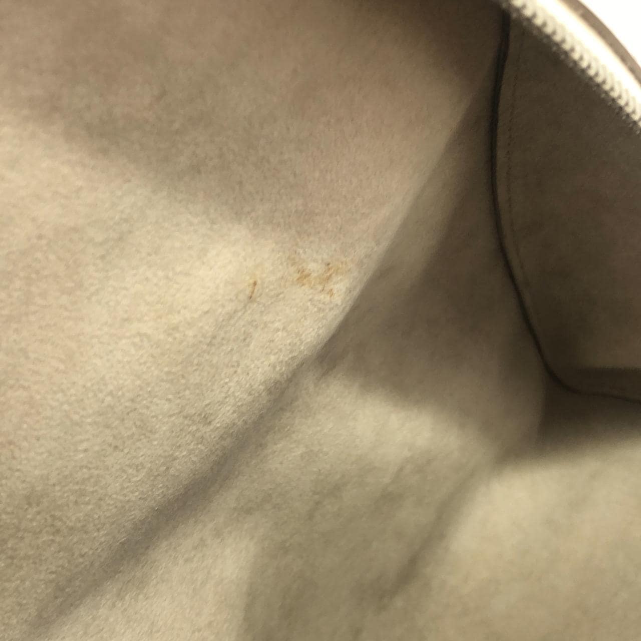 ルイヴィトン エピ ポンヌフ GM M5904J バッグ