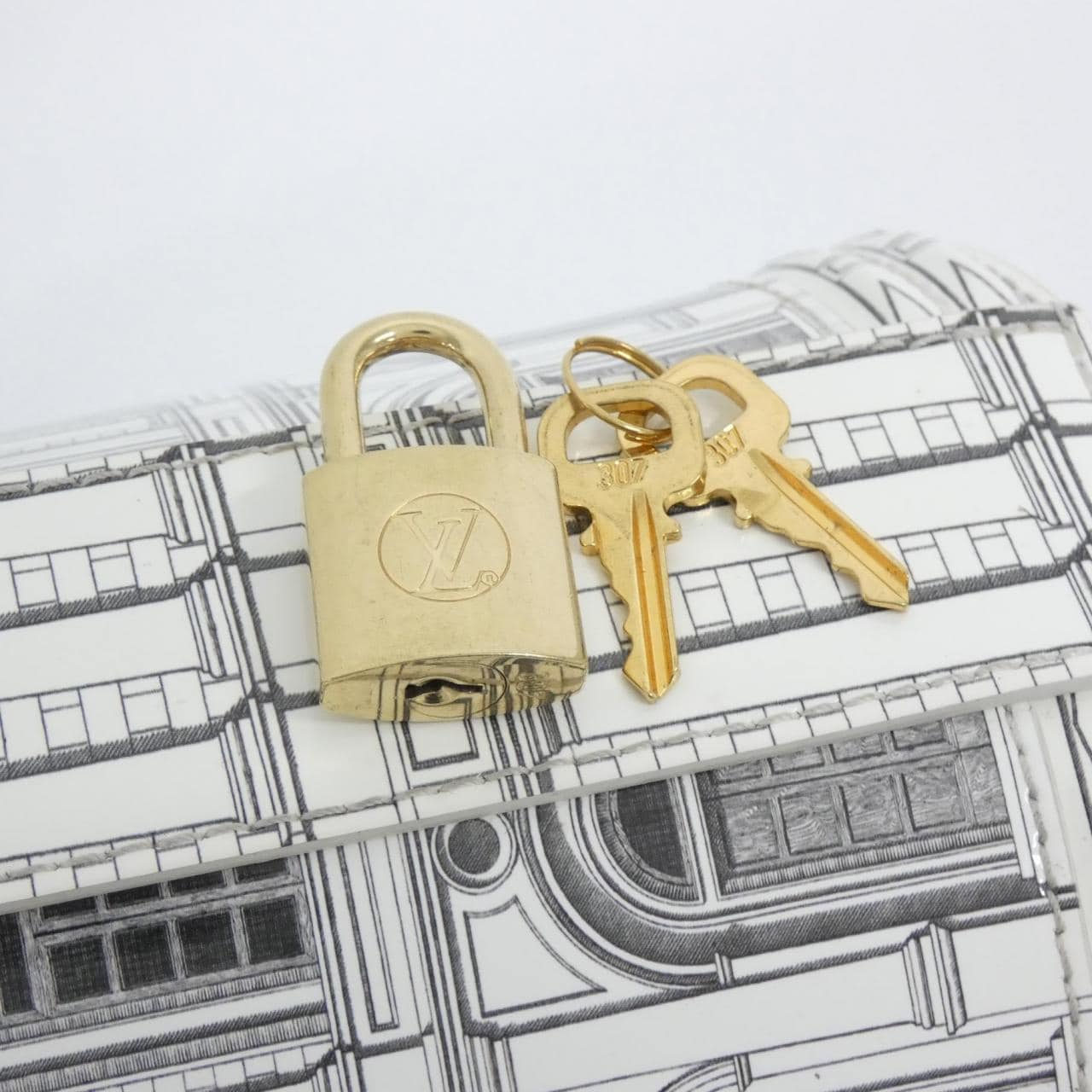 ルイヴィトン モノグラム(LV X フォルナセッティ) カンヌ M59143 ショルダーバッグ