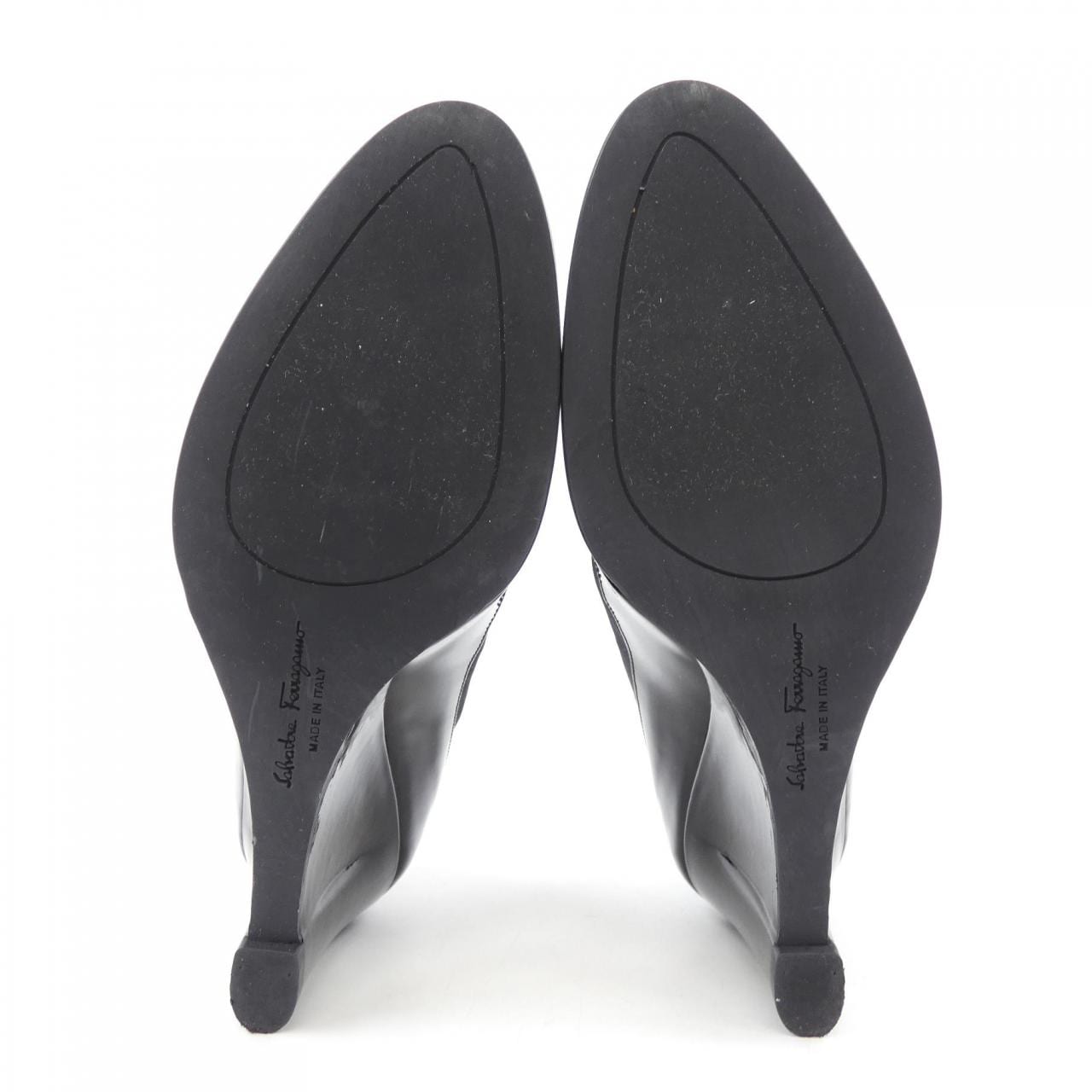 サルヴァトーレフェラガモ SALVATORE FERRAGAMO パンプス