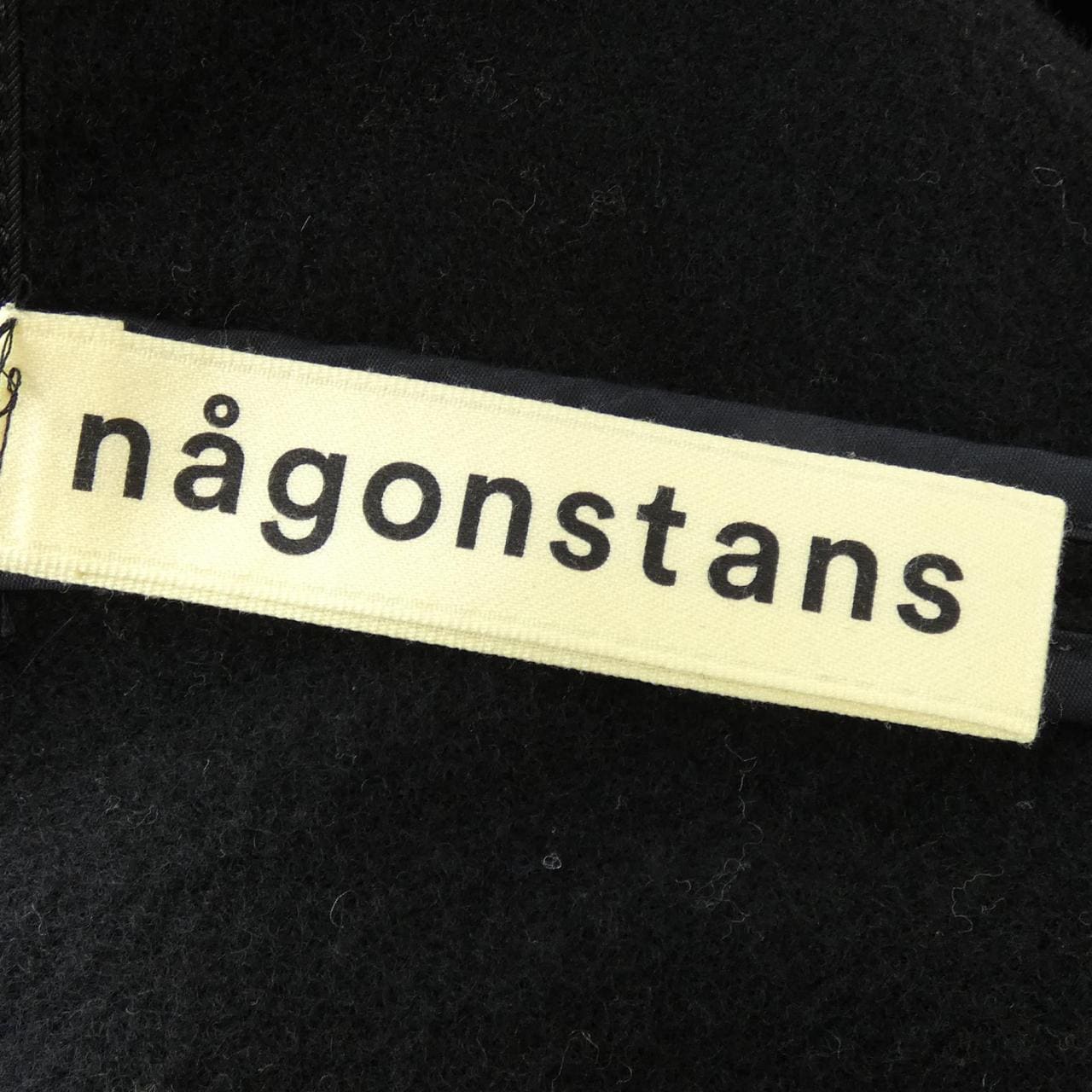 Nagonstans外套