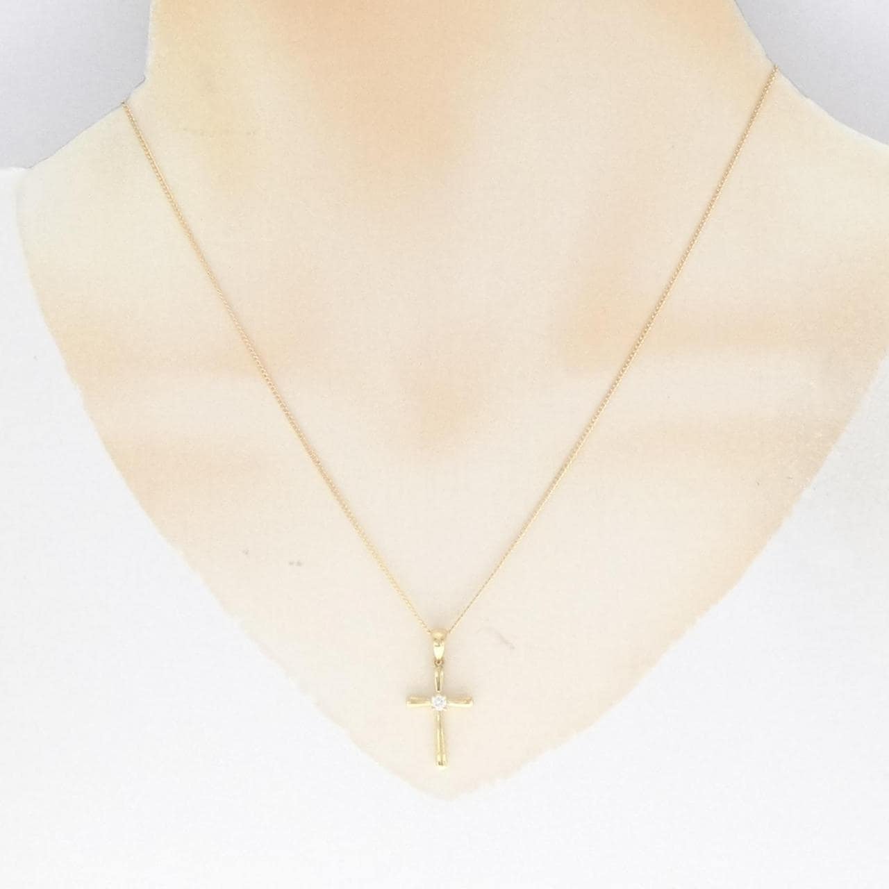 750/K18YG Cross Diamond Necklace 0.06CT