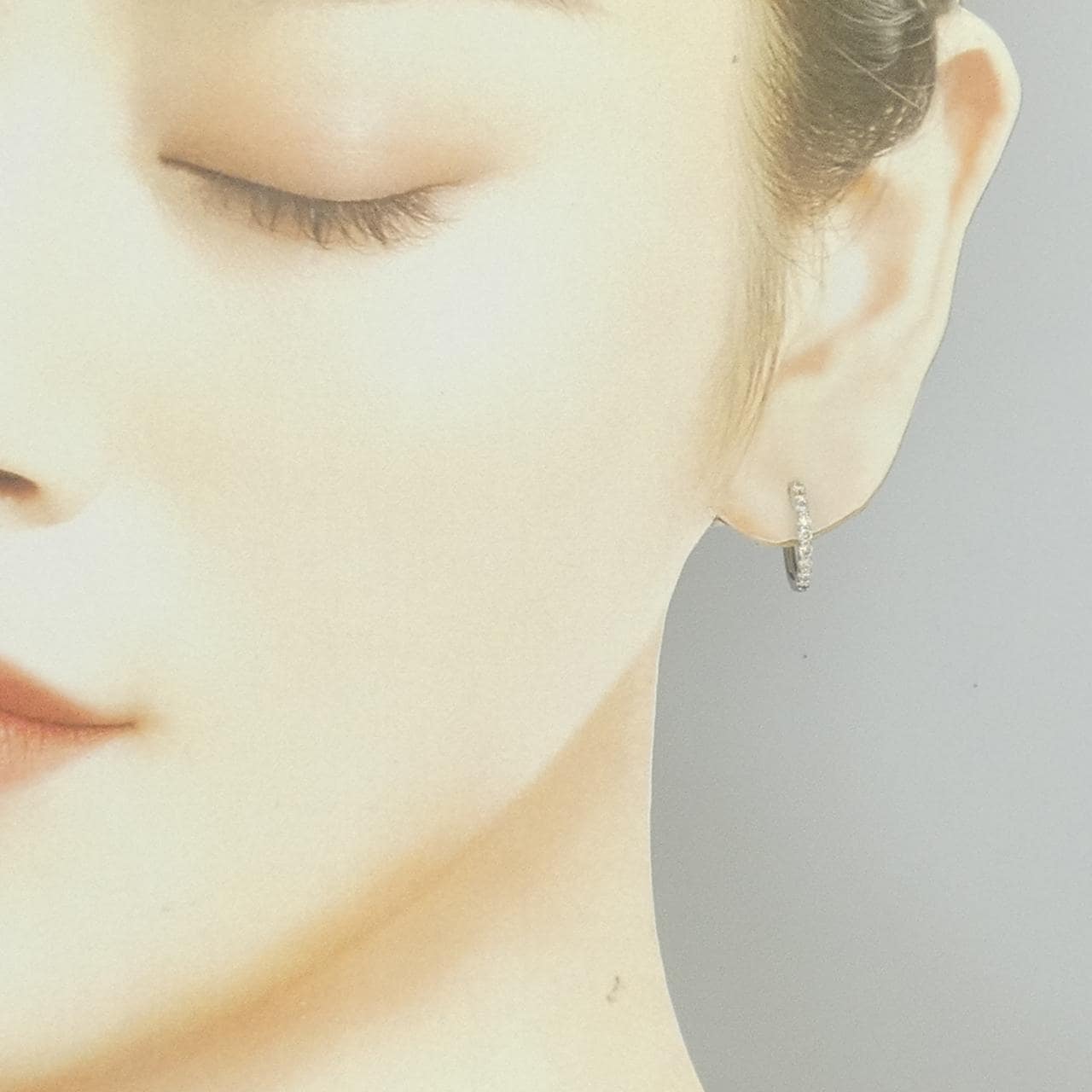 PT900 フープ ダイヤモンド ピアス 0.30CT