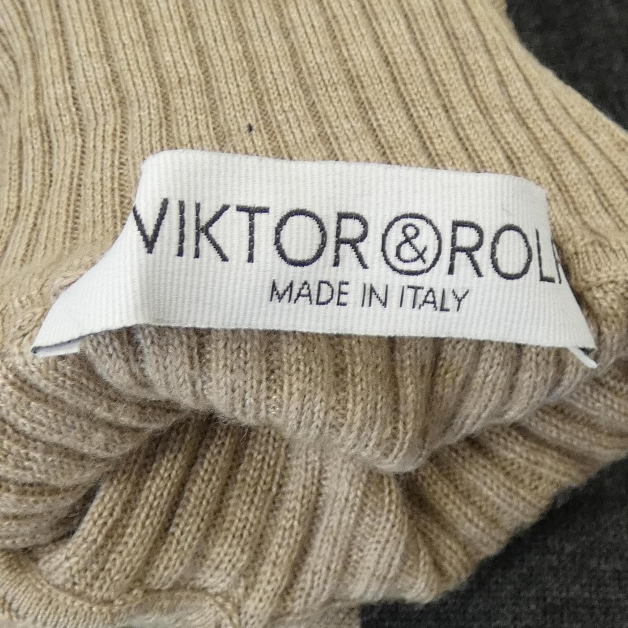 ヴィクターアンドロルフ VIKTOR & ROLF ニット