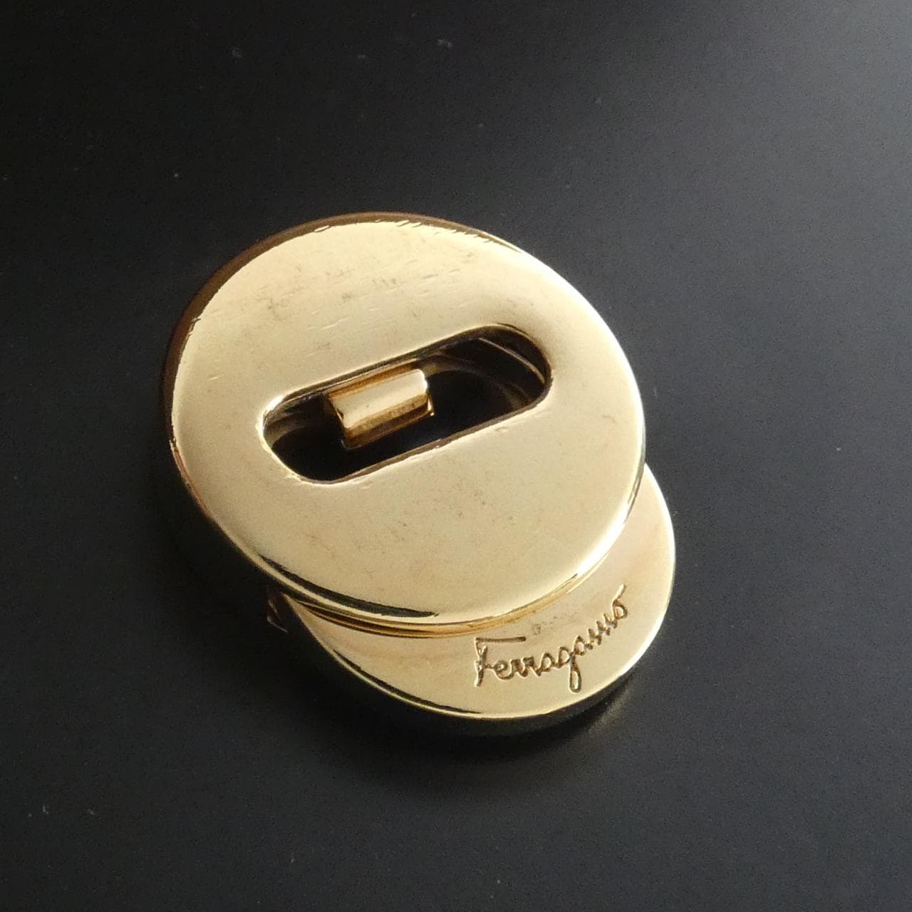 サルヴァトーレフェラガモ 21 G649 バッグ