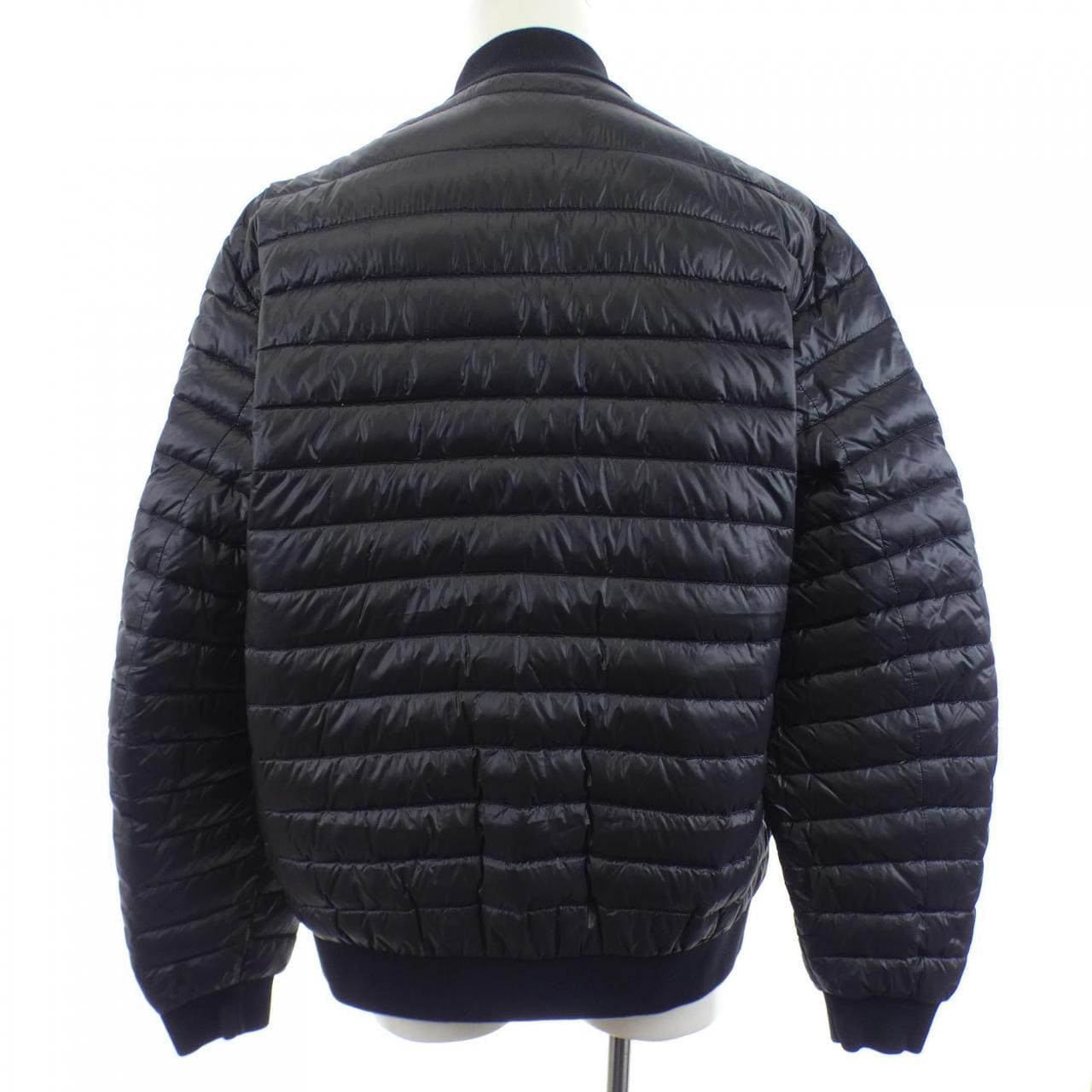 プラダ PRADA トライアングルロゴ SGH827 R181 AR0 ダウンジャケット