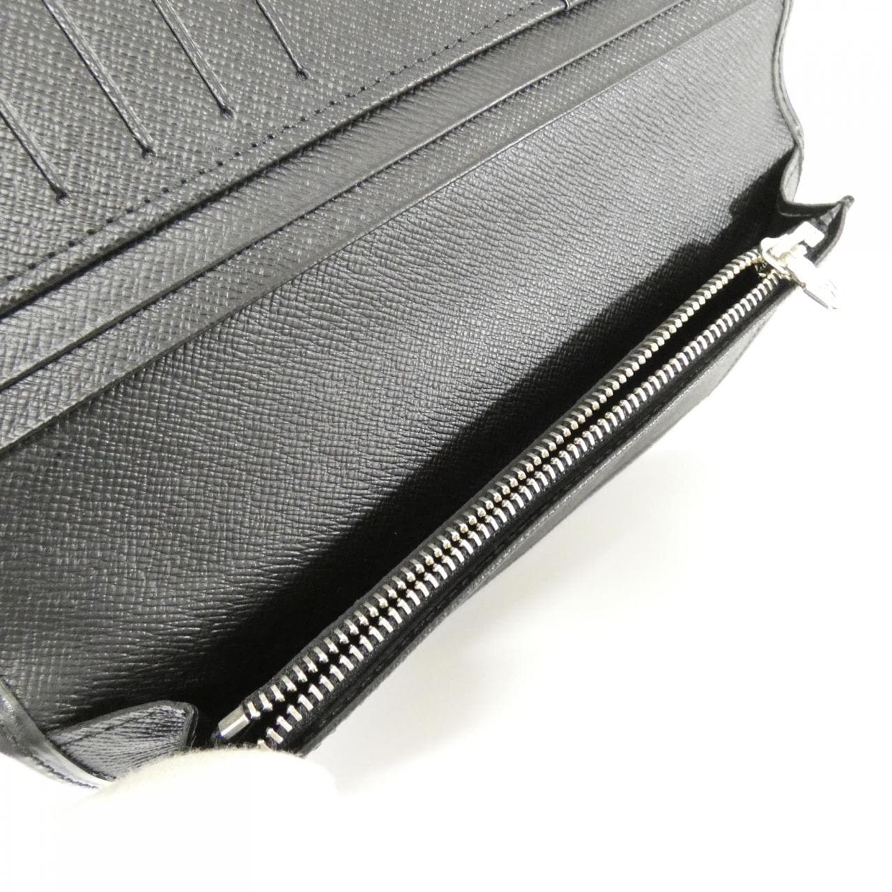 ルイヴィトン エピ ポルトフォイユ ブラザ M60622 財布