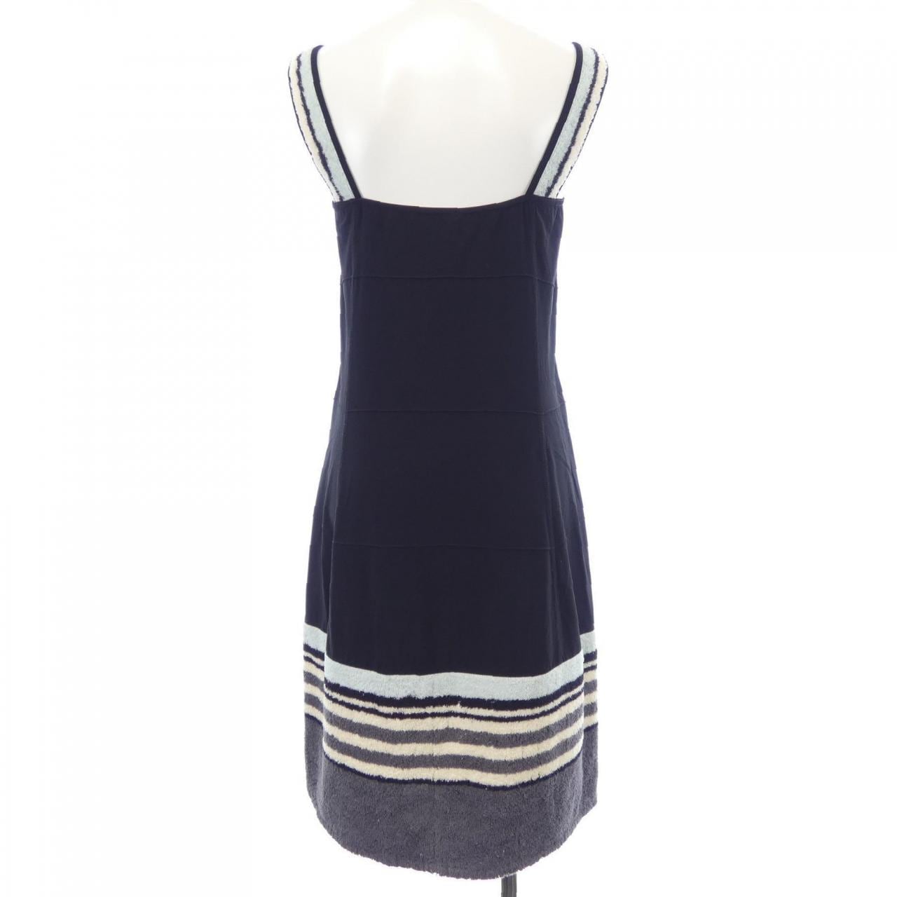 シャネル CHANEL IDENTIFICATION P14948W02593 00C ワンピース