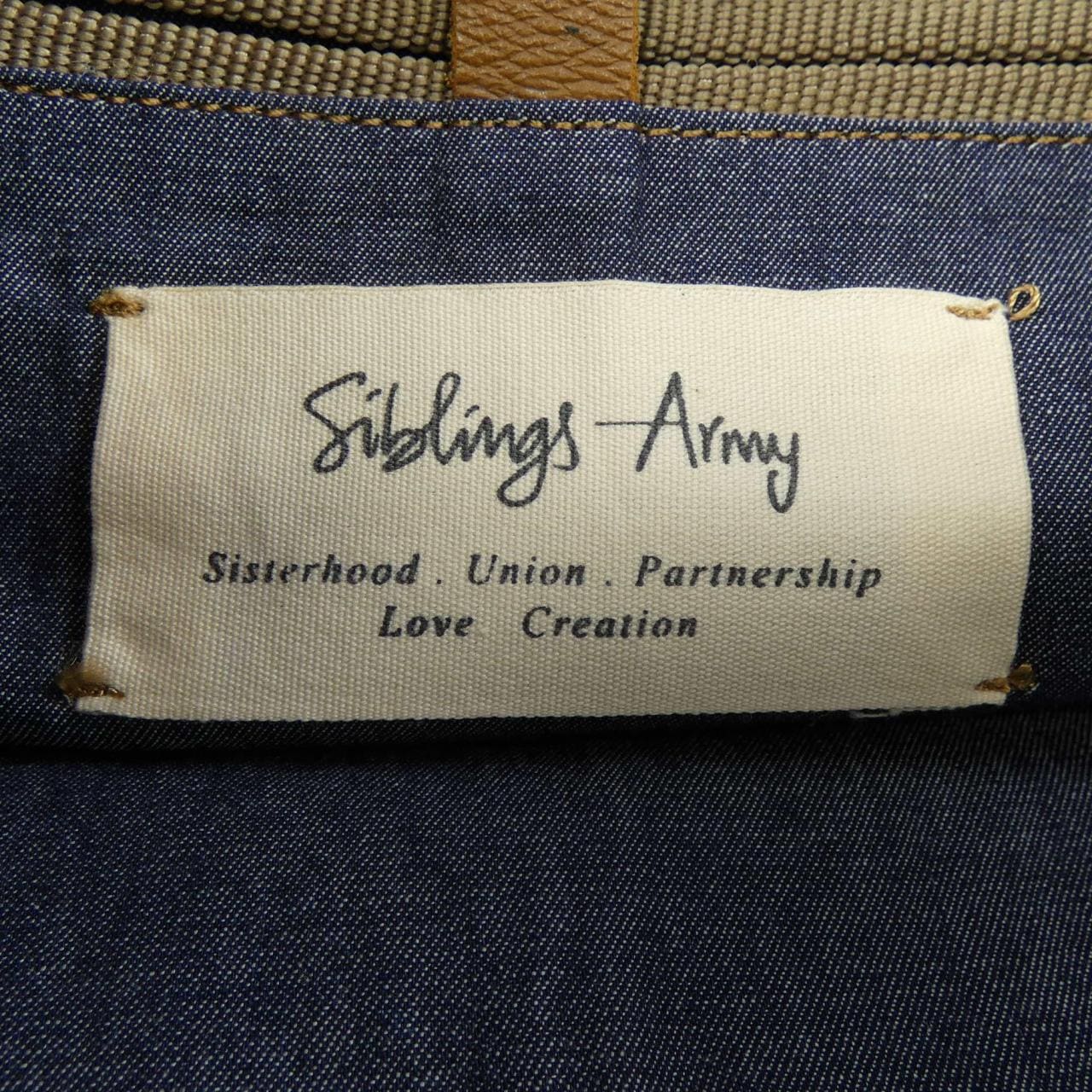 SIBLINGSARMY NANAI BAG