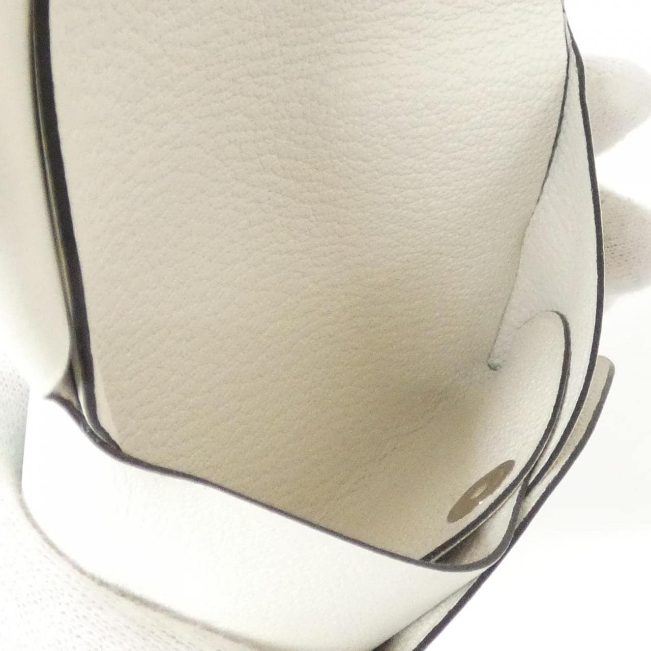 エルメス SELLE EN DESORDRES カルヴィ デュオ 084720CK コインケース