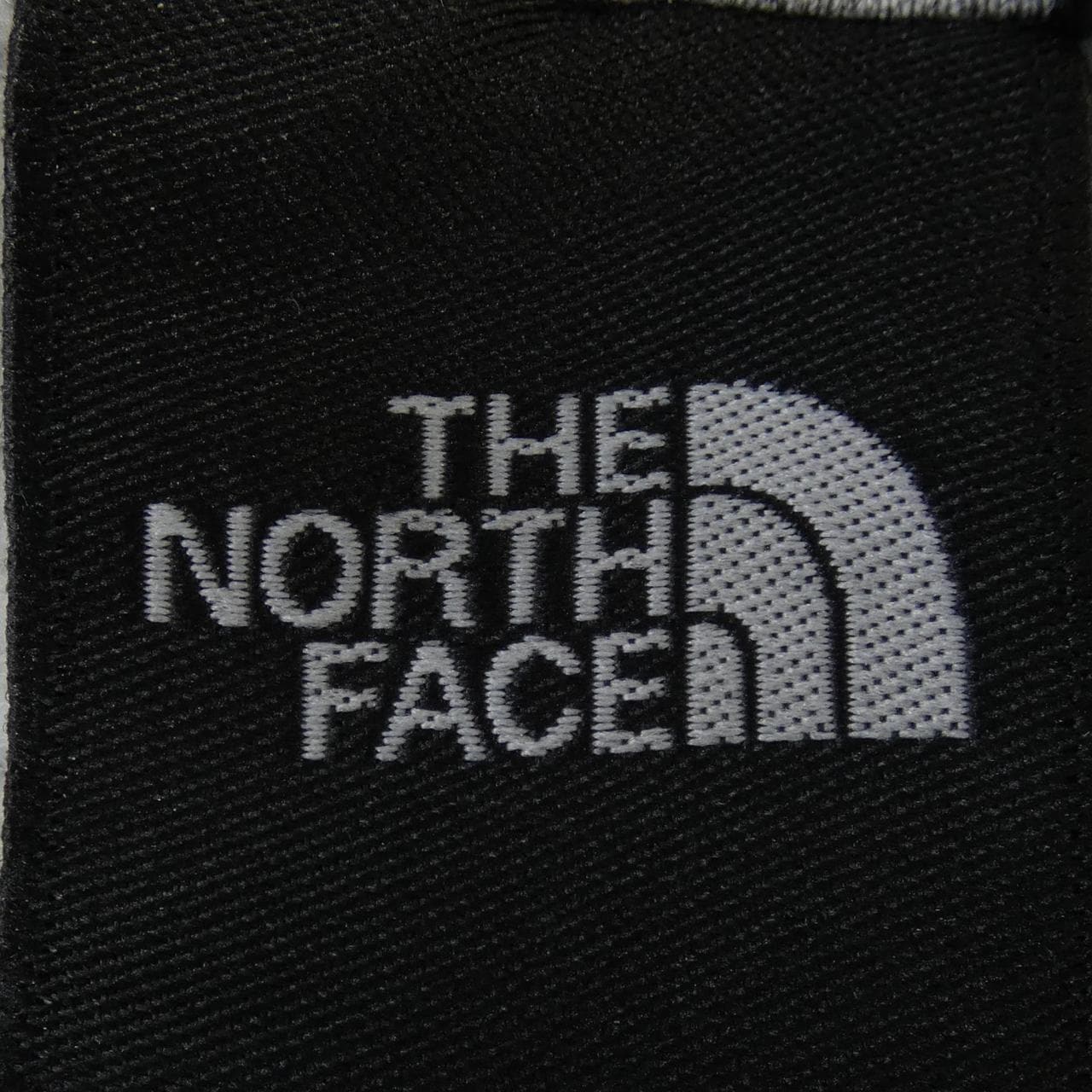 ザノースフェイス THE NORTH FACE NT62135 パーカー