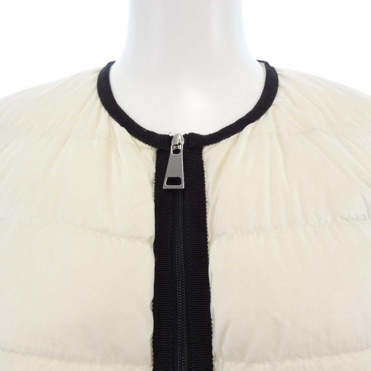 モンクレール MONCLER 53048 CRISTAL ダウンジャケット