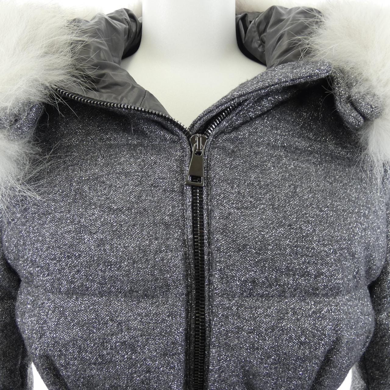 モンクレール MONCLER CARDAMINE ダウンジャケット