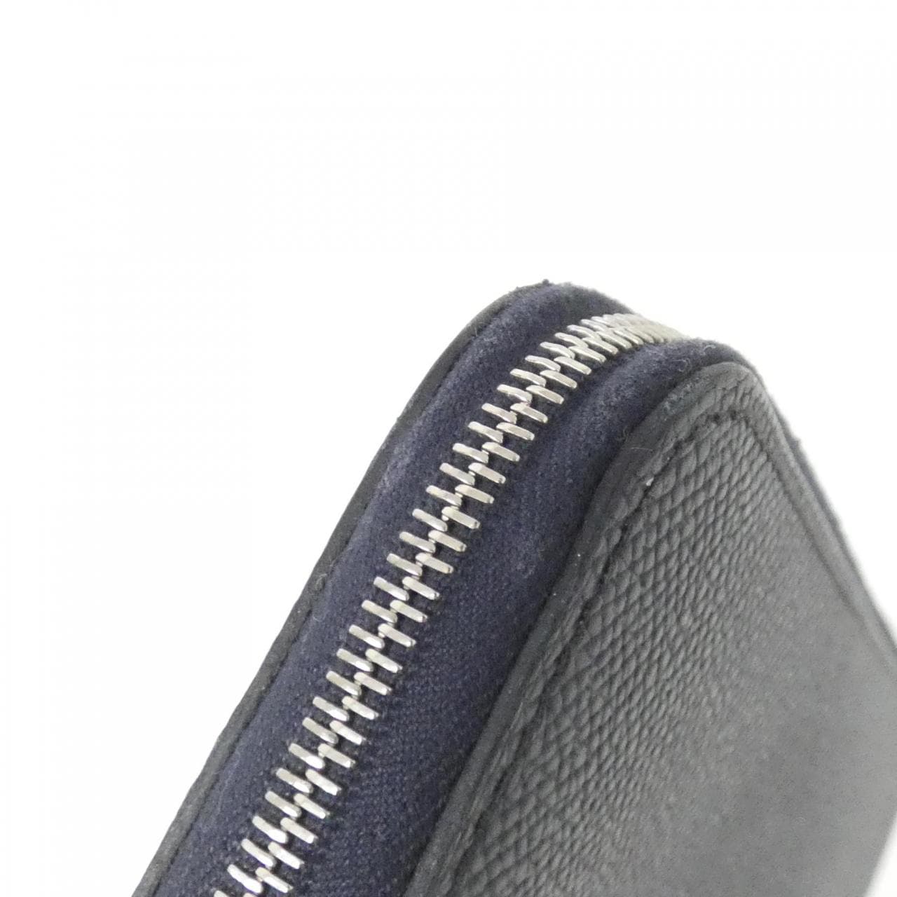 エルメス EN LIBERTE シルク イン クラシック 084387CK 財布