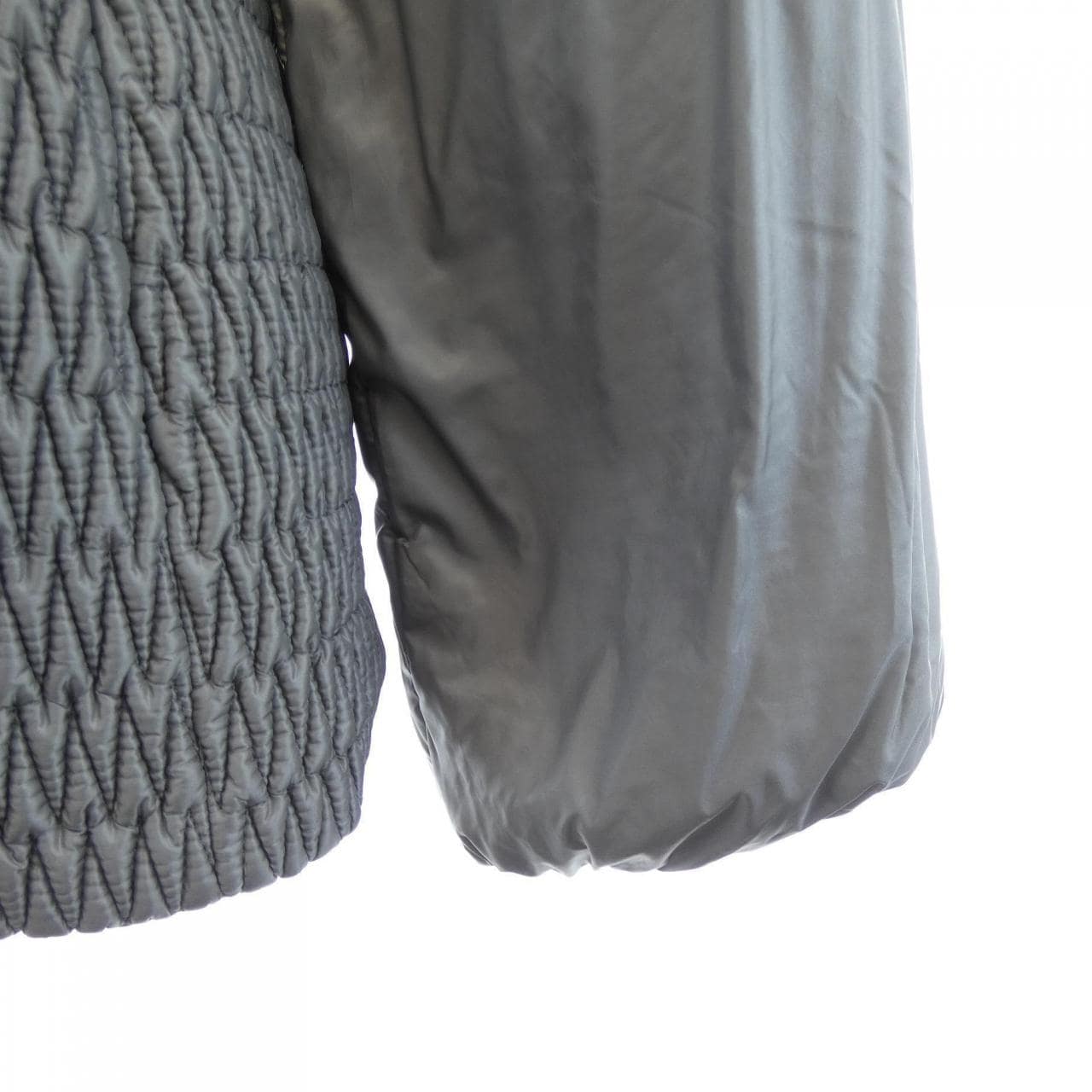 モンクレール MONCLER CESTREDE ダウンジャケット