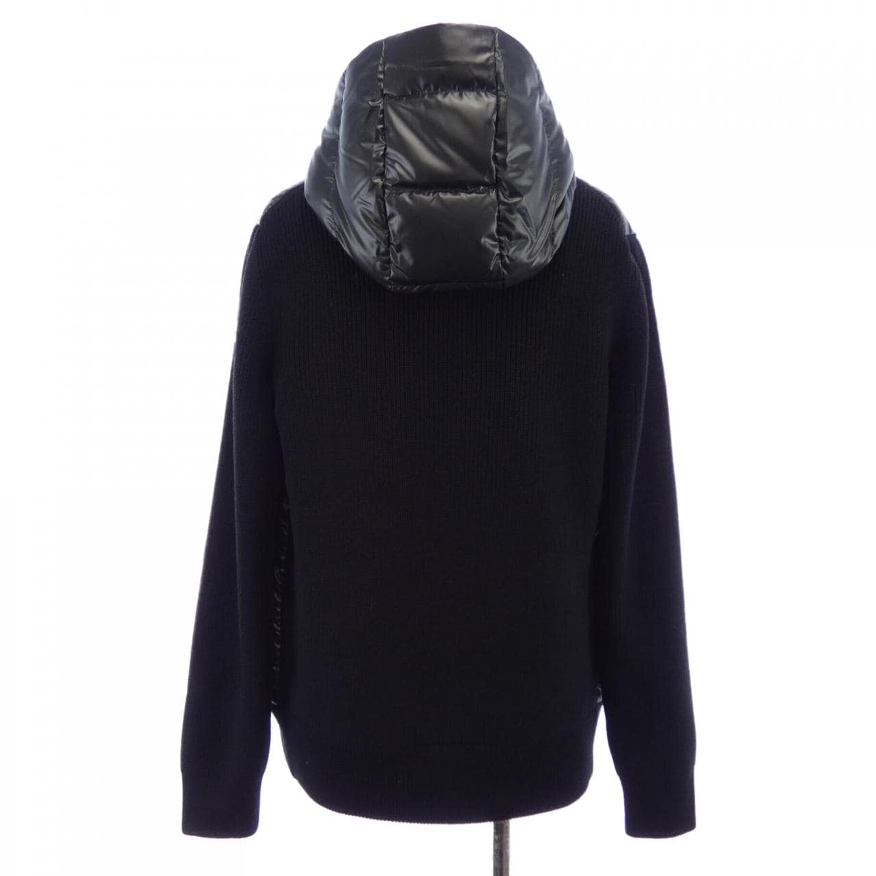 【新品】モンクレール MONCLER 20919B00028 M1131 ダウンジャケット