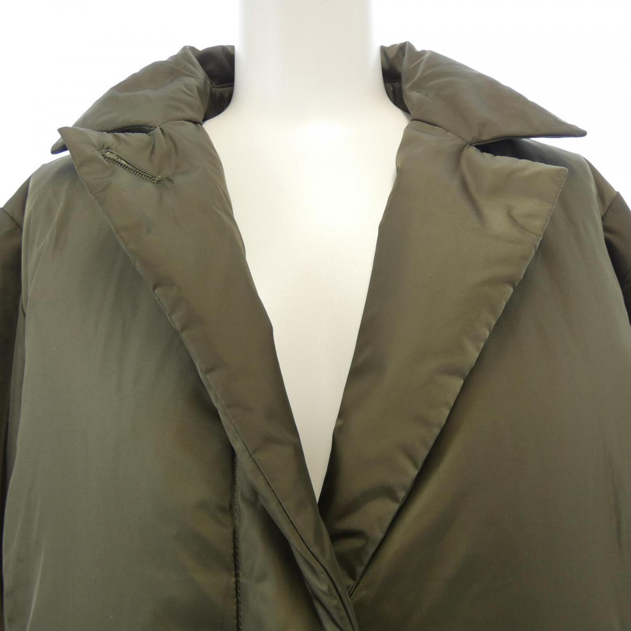 DAKS down jacket