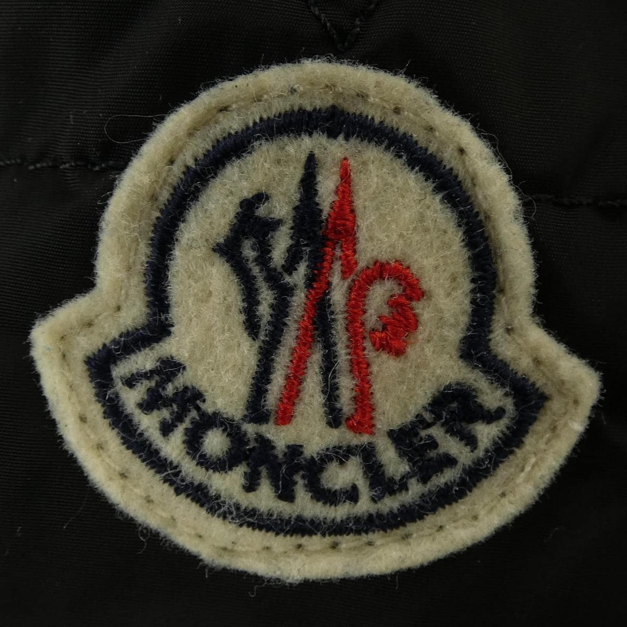 モンクレール MONCLER SERRE ダウンジャケット