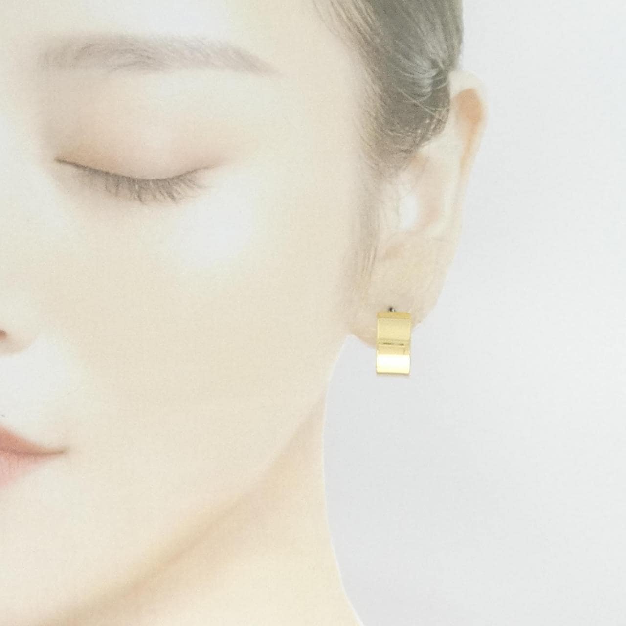 [BRAND NEW] K18YG hoop earrings