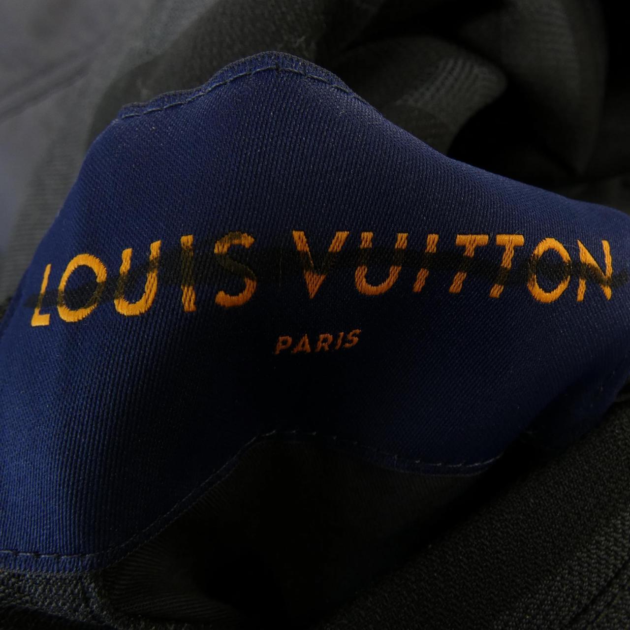 ルイヴィトン LOUIS VUITTON リバーシブルトラッカージャケット HNB15EGC6 ジャケット