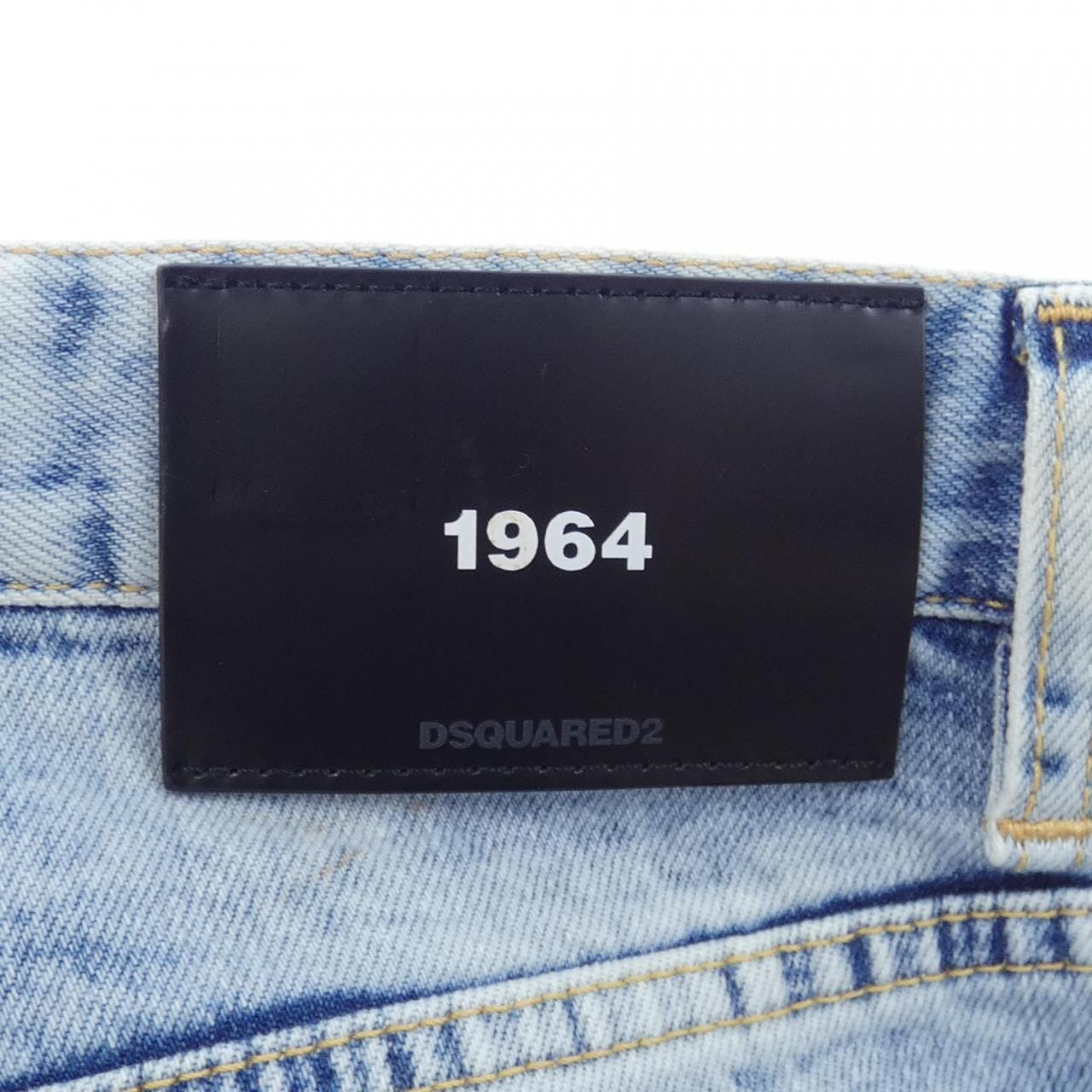 ディースクエアード DSQUARED2 S74MU0606 ショートパンツ