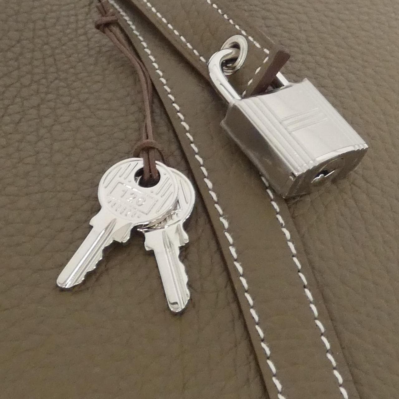 【未使用品】エルメス ピコタン ロック PM 056289CK バッグ
