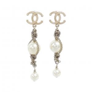 シャネル ピアス