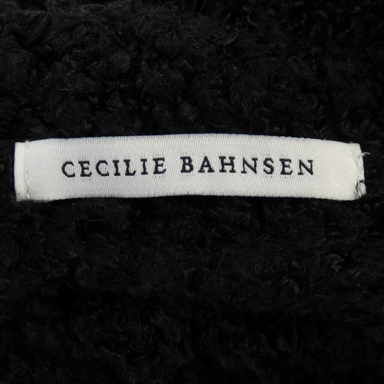 セシリーバンセン CECILIE BAHNSEN ニット