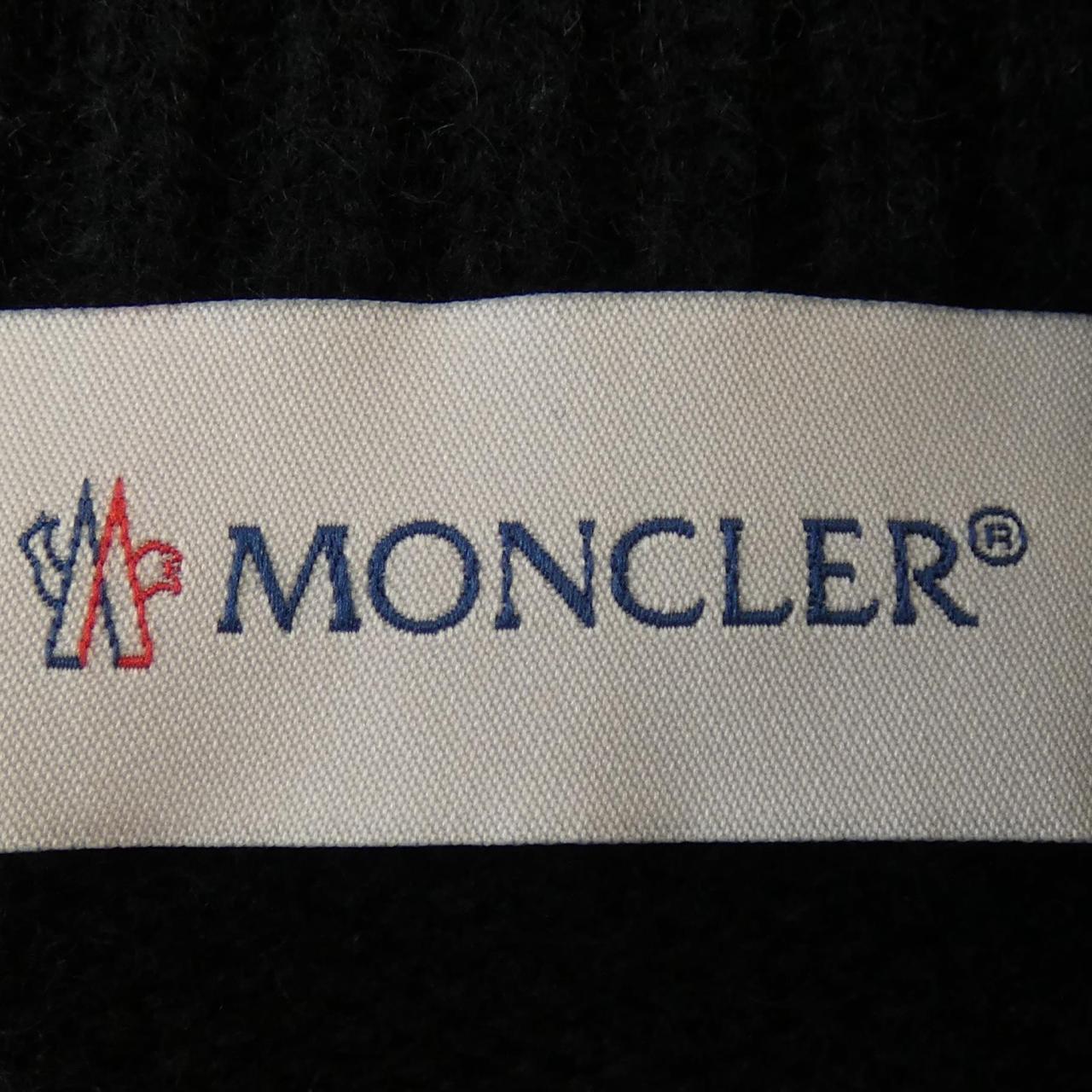 モンクレール MONCLER ダウンジャケット