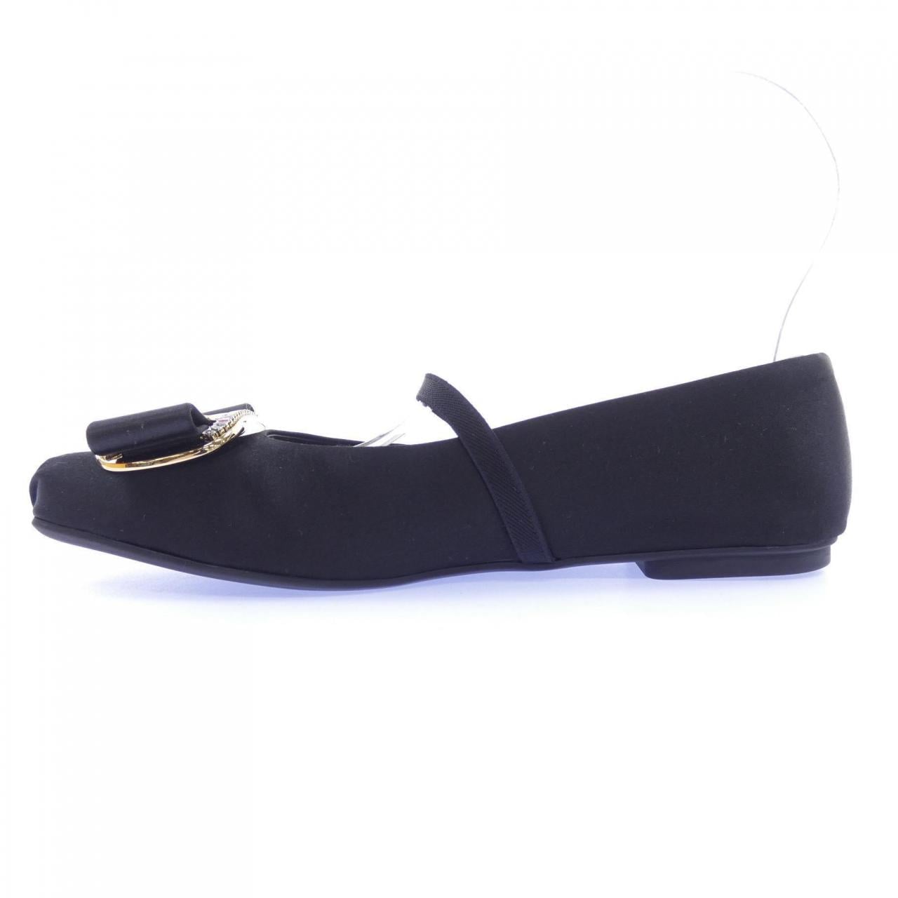 フェラガモ FERRAGAMO フラットシューズ