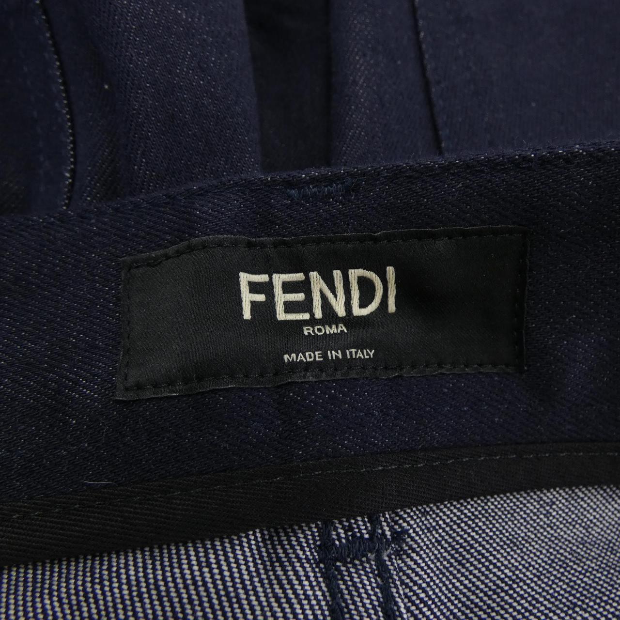 FENDI FLP288 AIZB Jeans