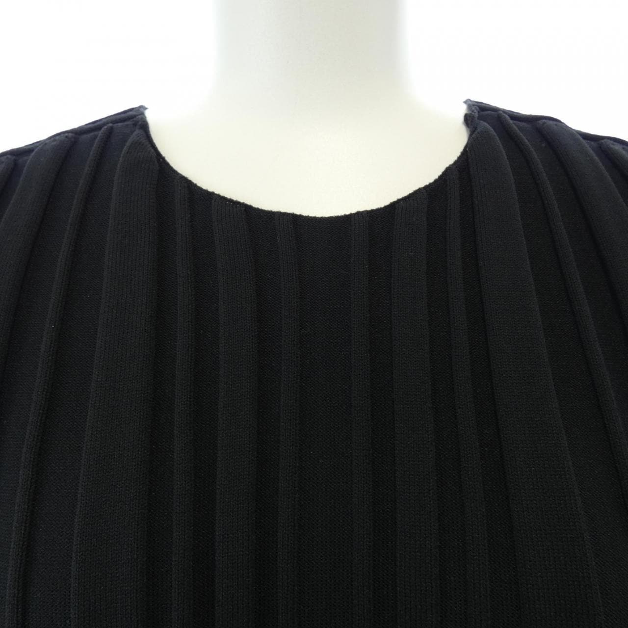 プリーツプリーズ PLEATS PLEASE PP51KK852 トップス