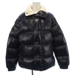 モンクレール MONCLER ダウンジャケット