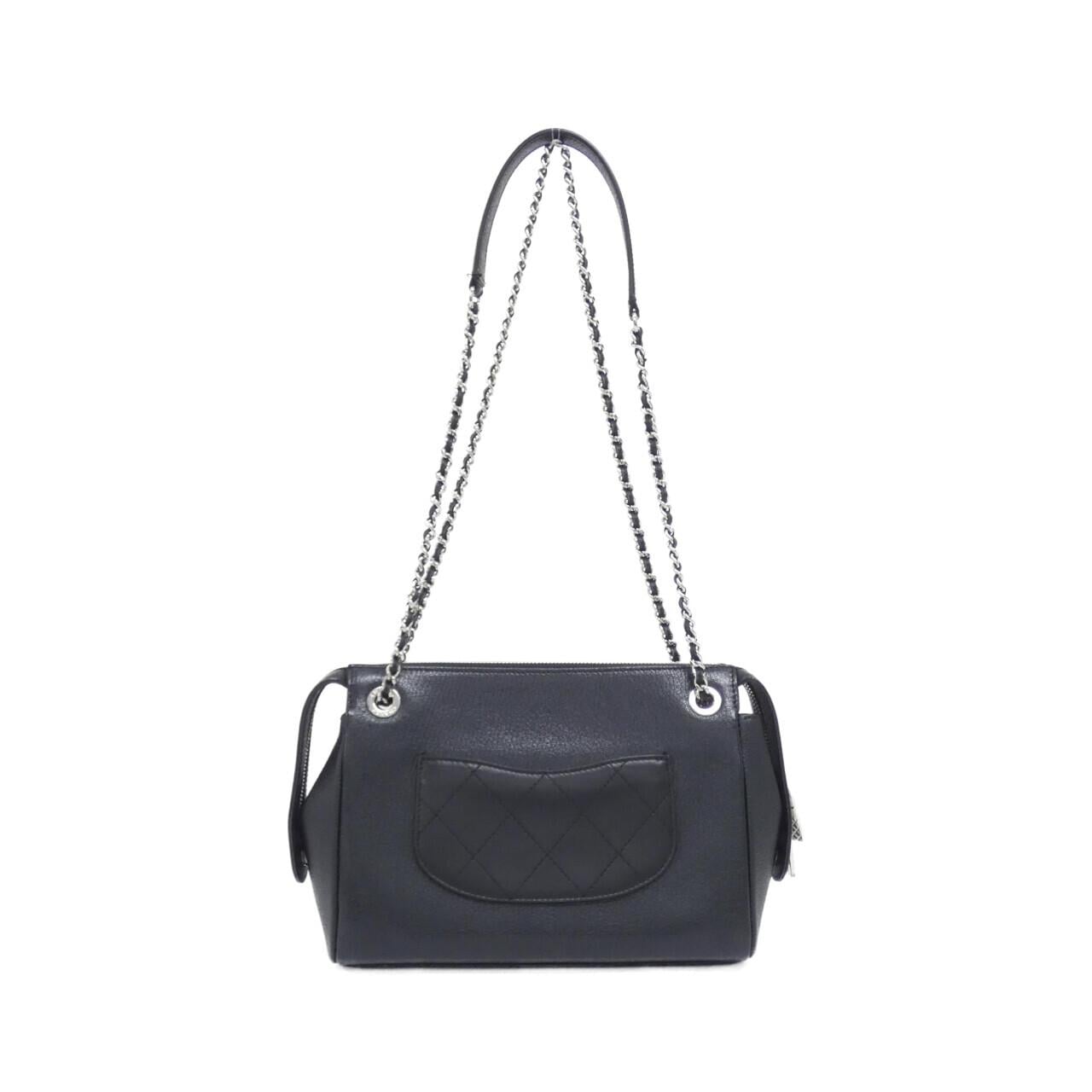 シャネル ショルダーバッグ