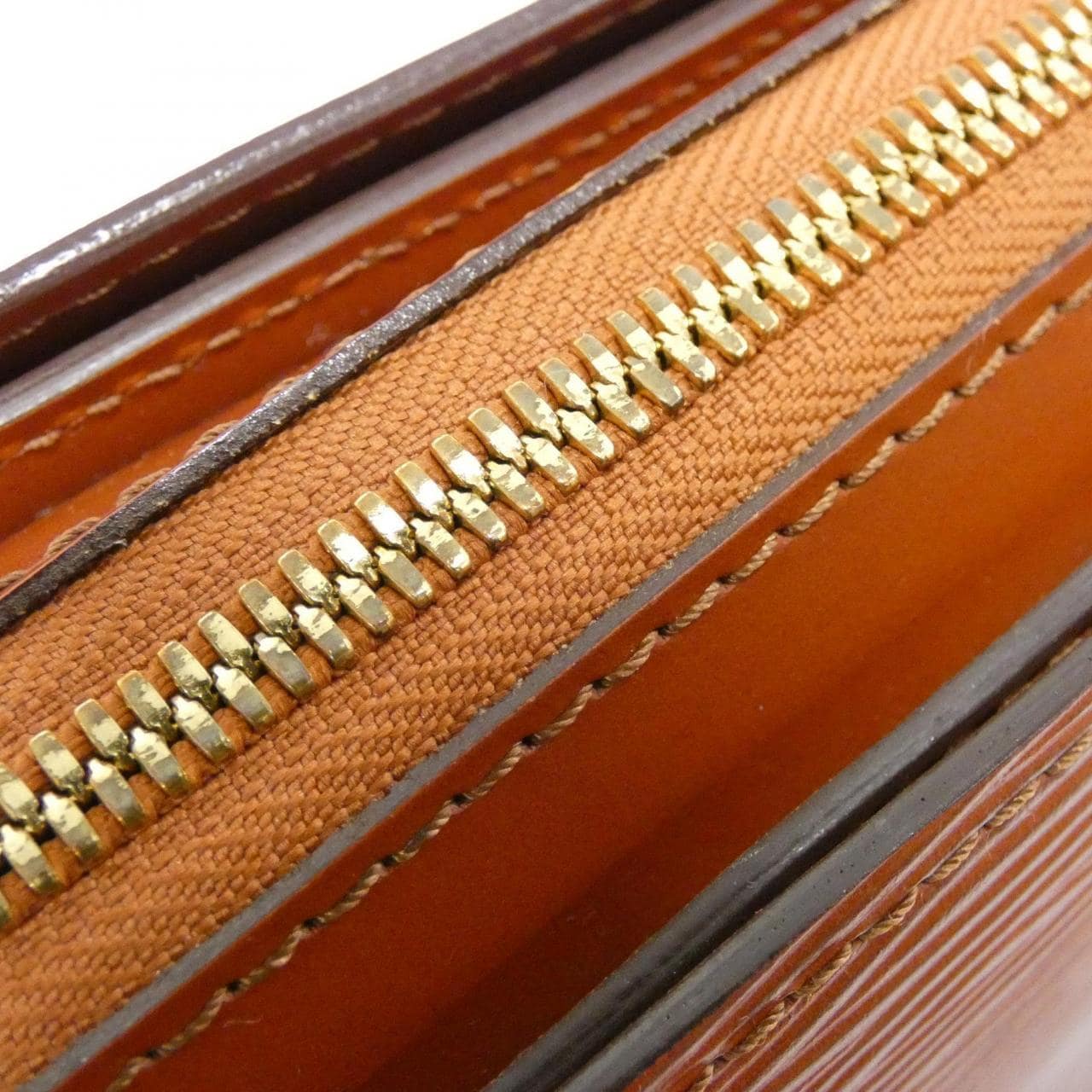 ルイヴィトン エピ ポンヌフ M52053 バッグ