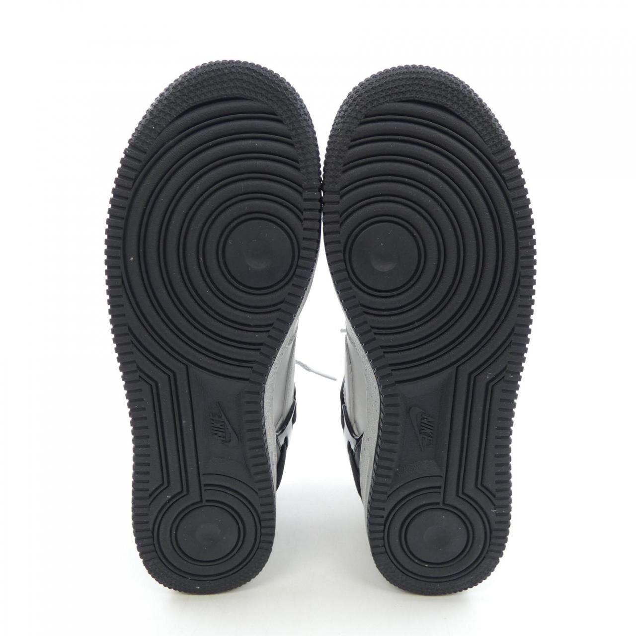 ナイキ NIKE スニーカー