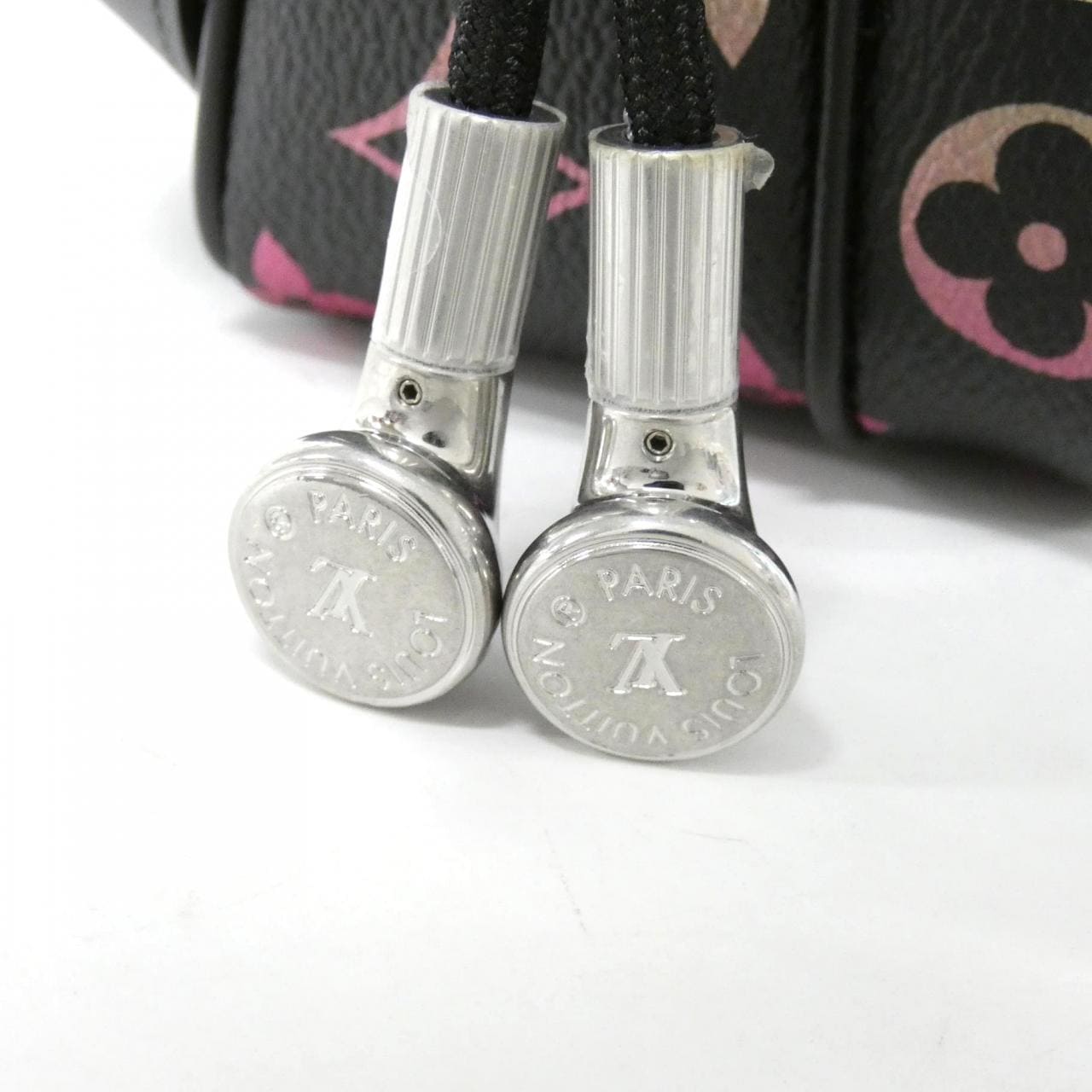 ルイヴィトン モノグラム イリディセント アマゾン M13898 ショルダーバッグ